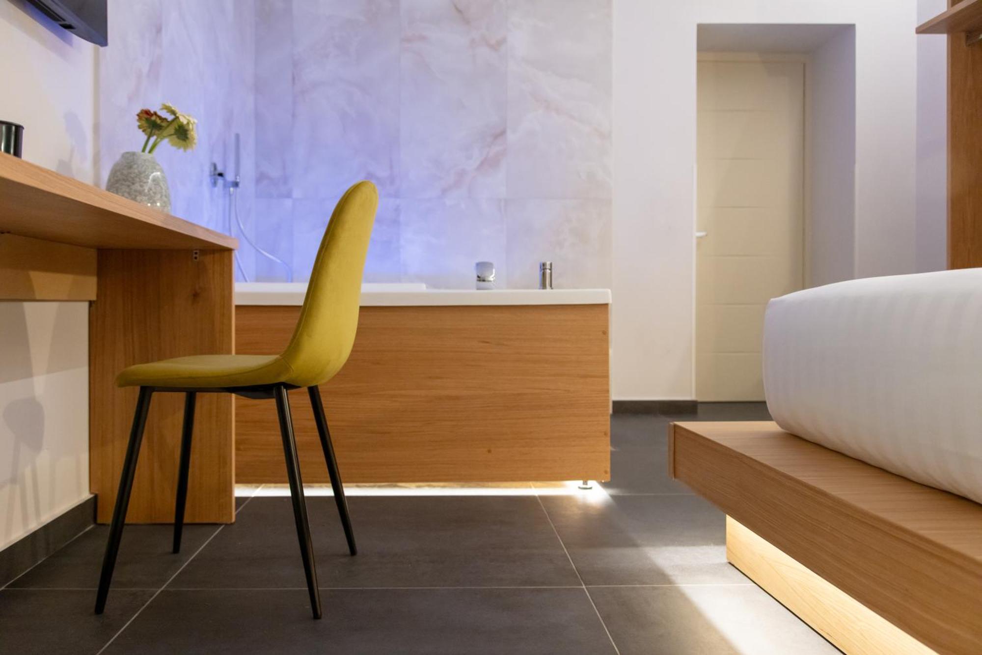 Main - Duomo Hotel Naples Luaran gambar