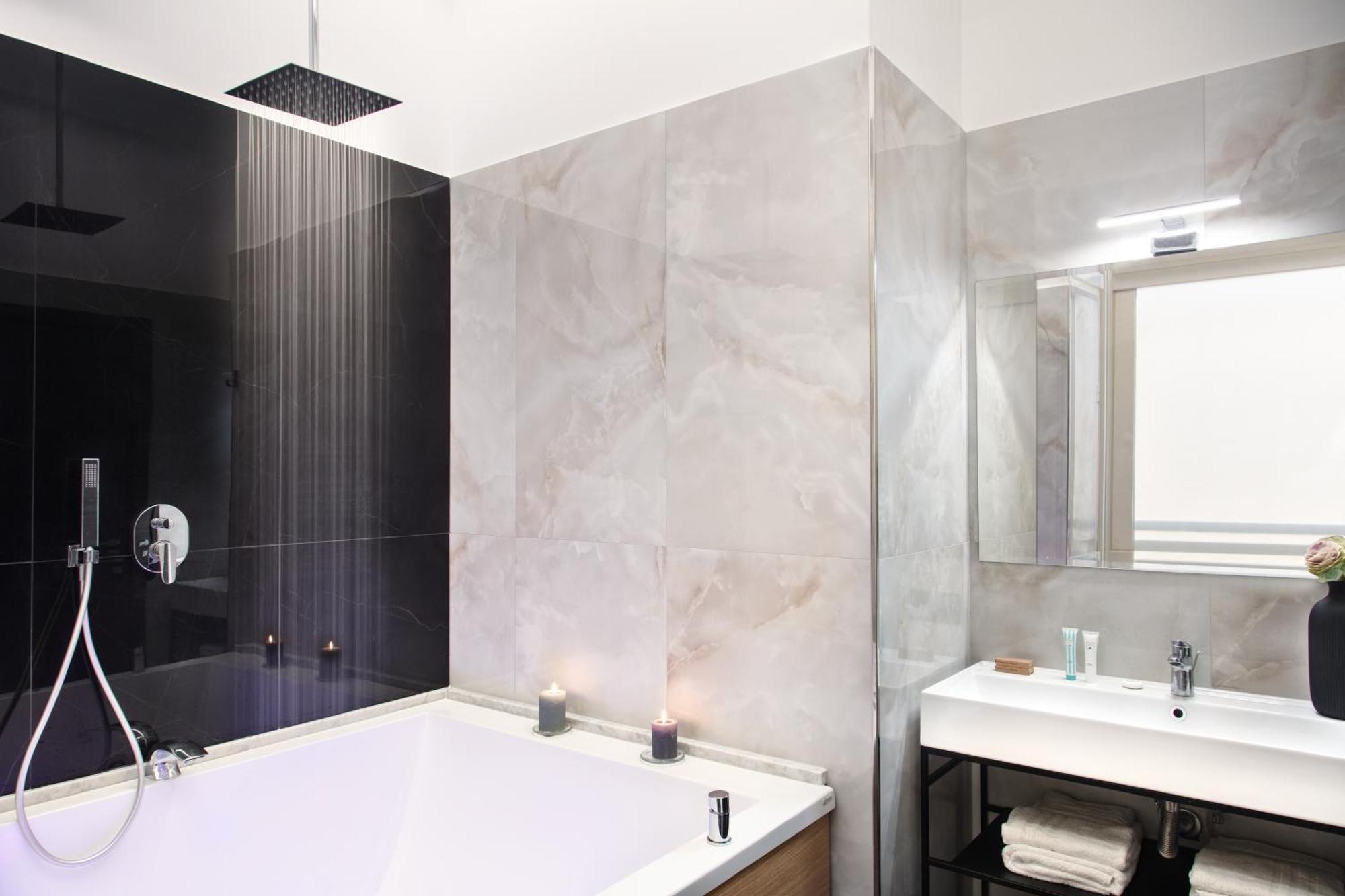 Main - Duomo Hotel Naples Luaran gambar